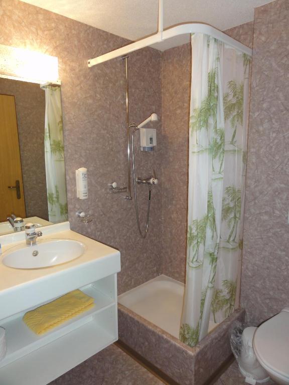 Hotel Bluemlisalp Гриндельвальд Номер фото